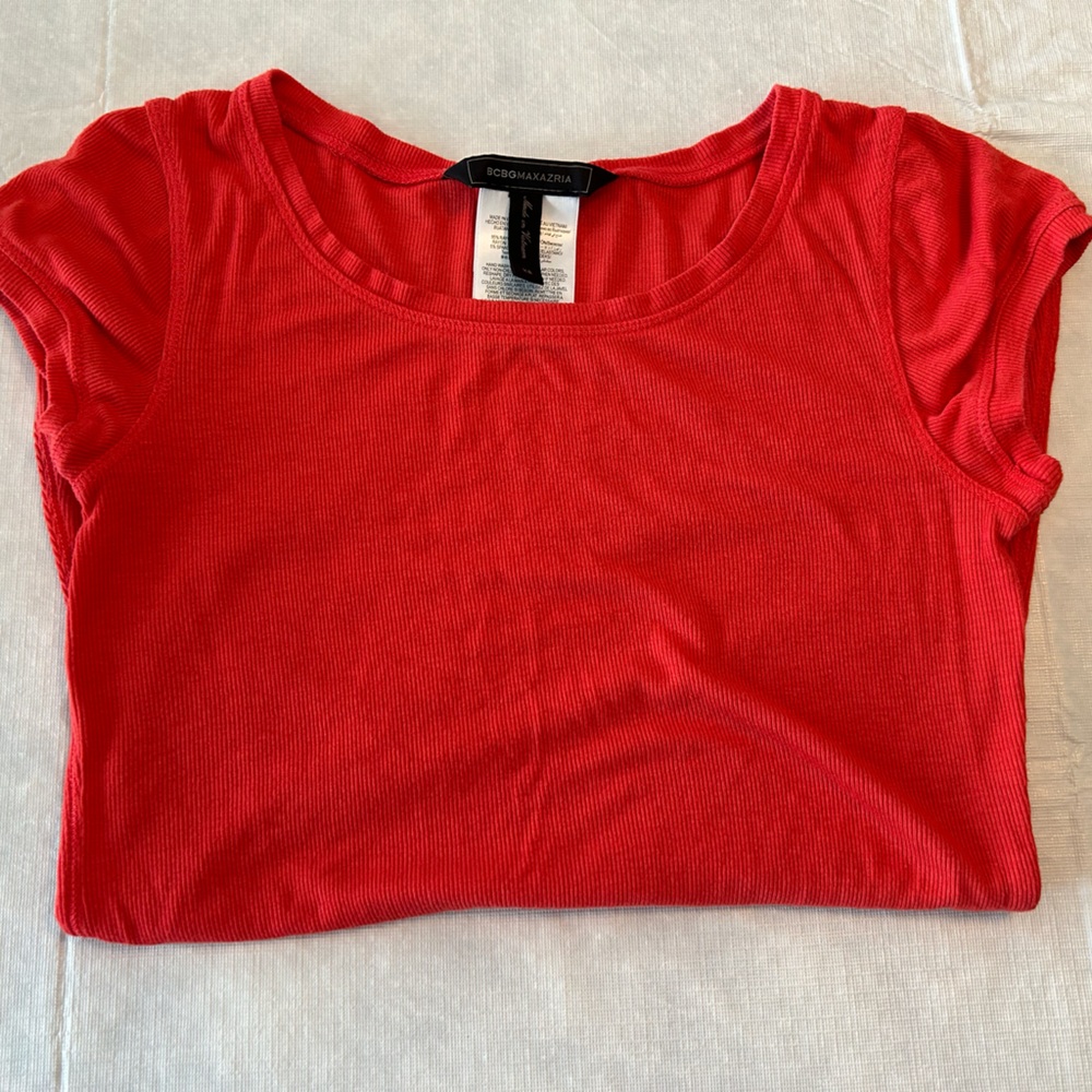 BCBGMaxAzria Red Short Sleeve Top